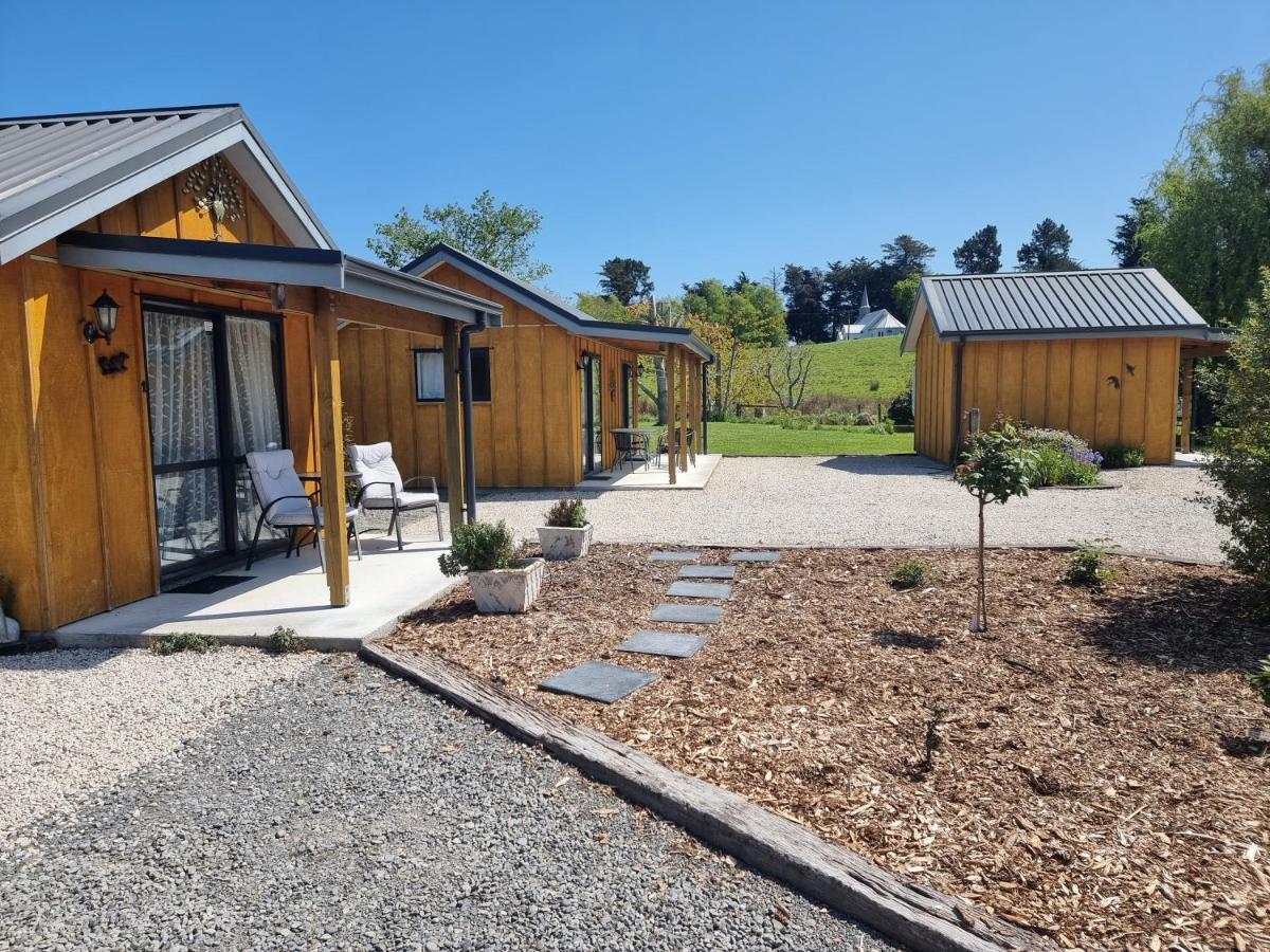 Cheviot Motels, Cabins And Camp Экстерьер фото